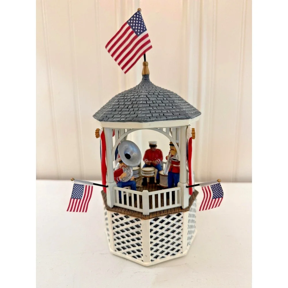Dept. 56 Heritage Village Stars And Stripes Forever Music Box 4th of July Gazebo